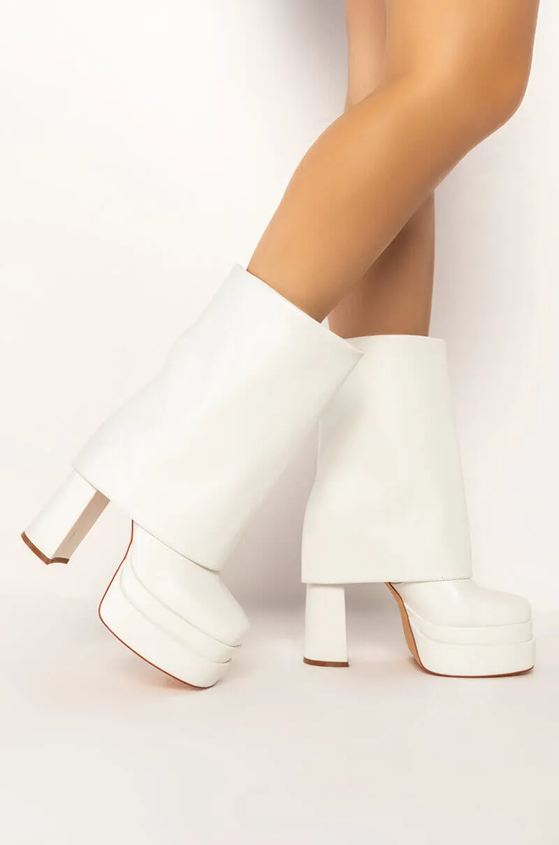 AZALEA WANG BABY FOLD OVER CHUNKY BOOT IN WHITE