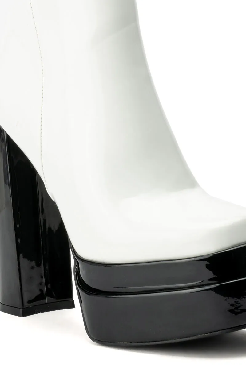 AZALEA WANG MATEO CHUNKY PLATFORM BOOTIE IN BLACK WHITE