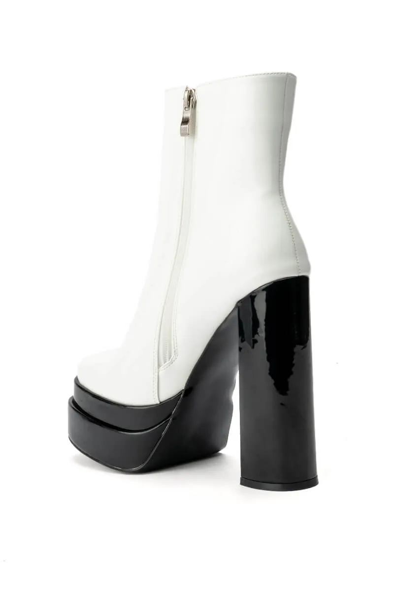 AZALEA WANG MATEO CHUNKY PLATFORM BOOTIE IN BLACK WHITE