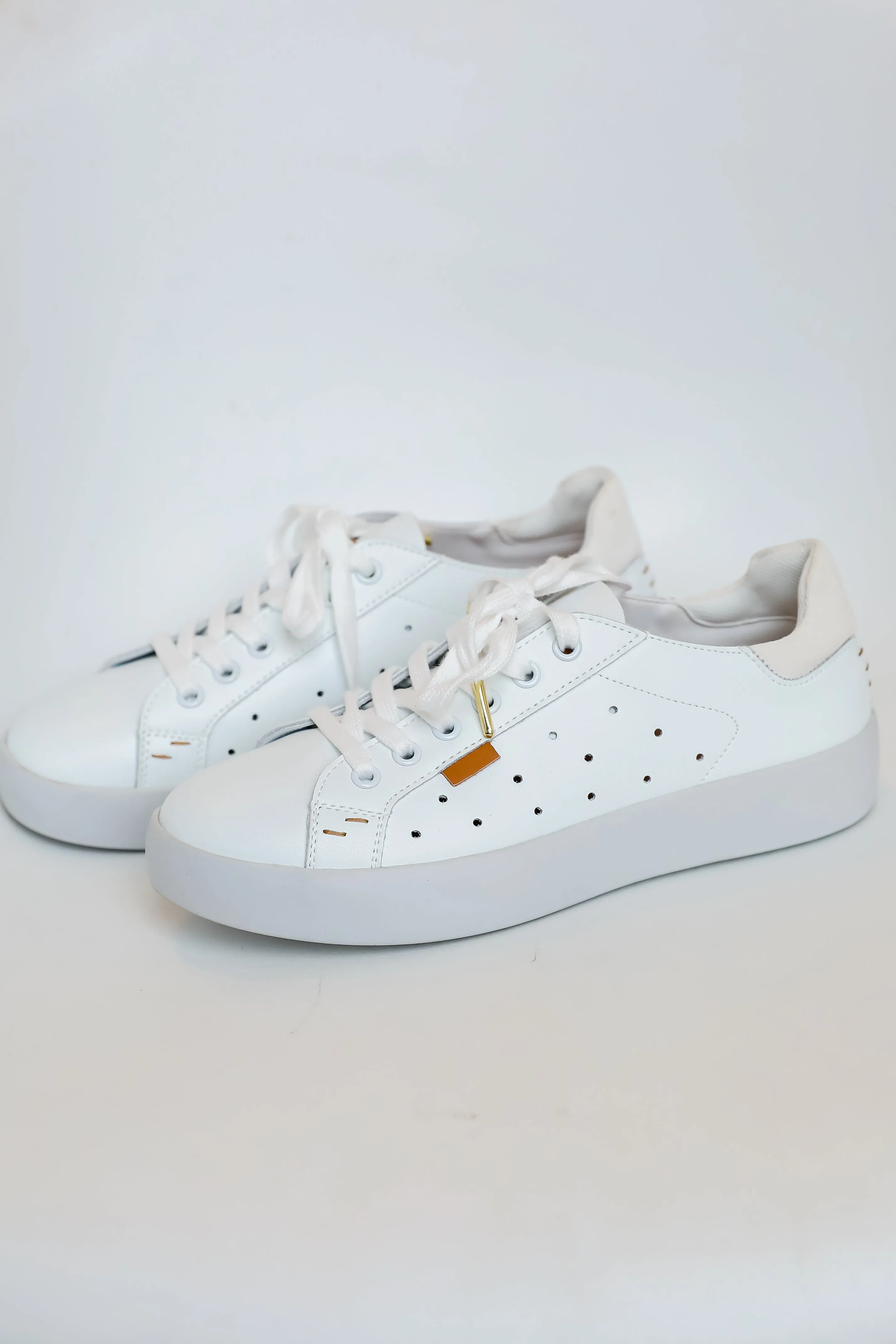 FINAL SALE - Walk With Confidence White Sneakers