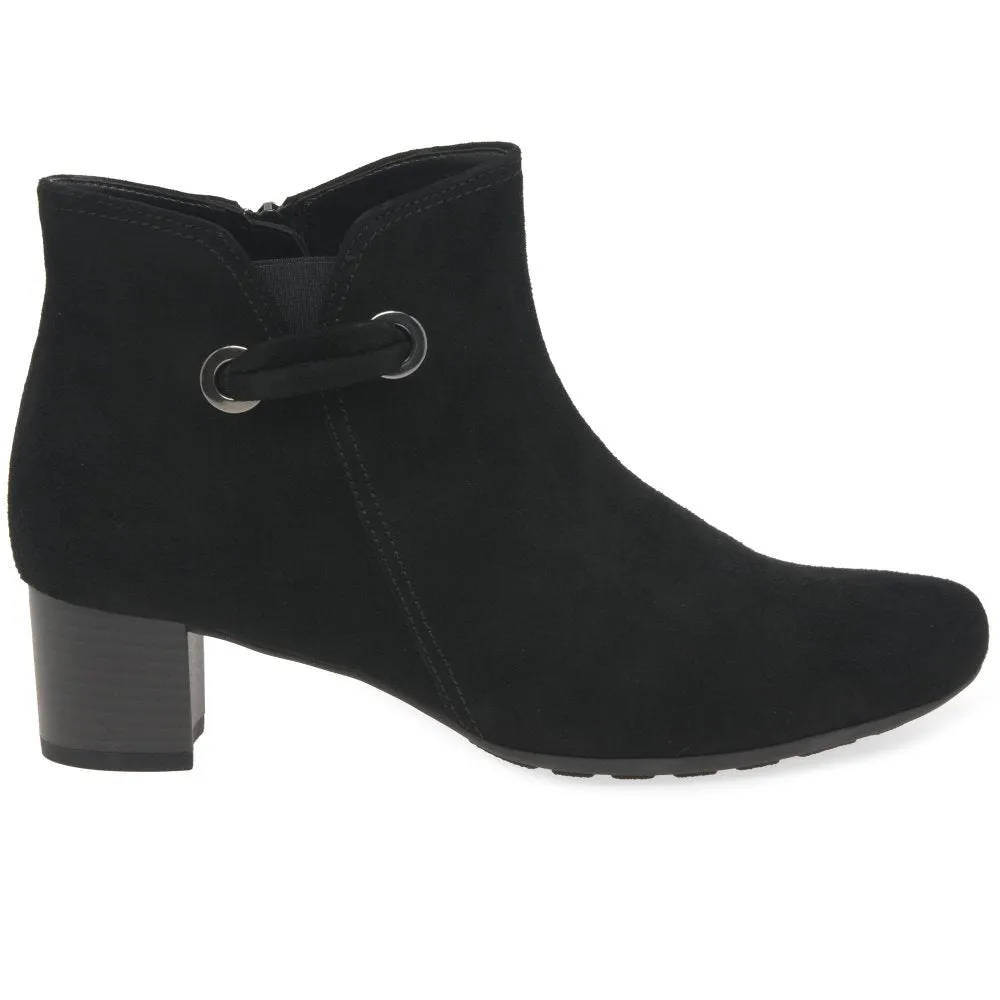 Gabor Keegan  52.827.47 Women's Ankle Boots - Black Suede