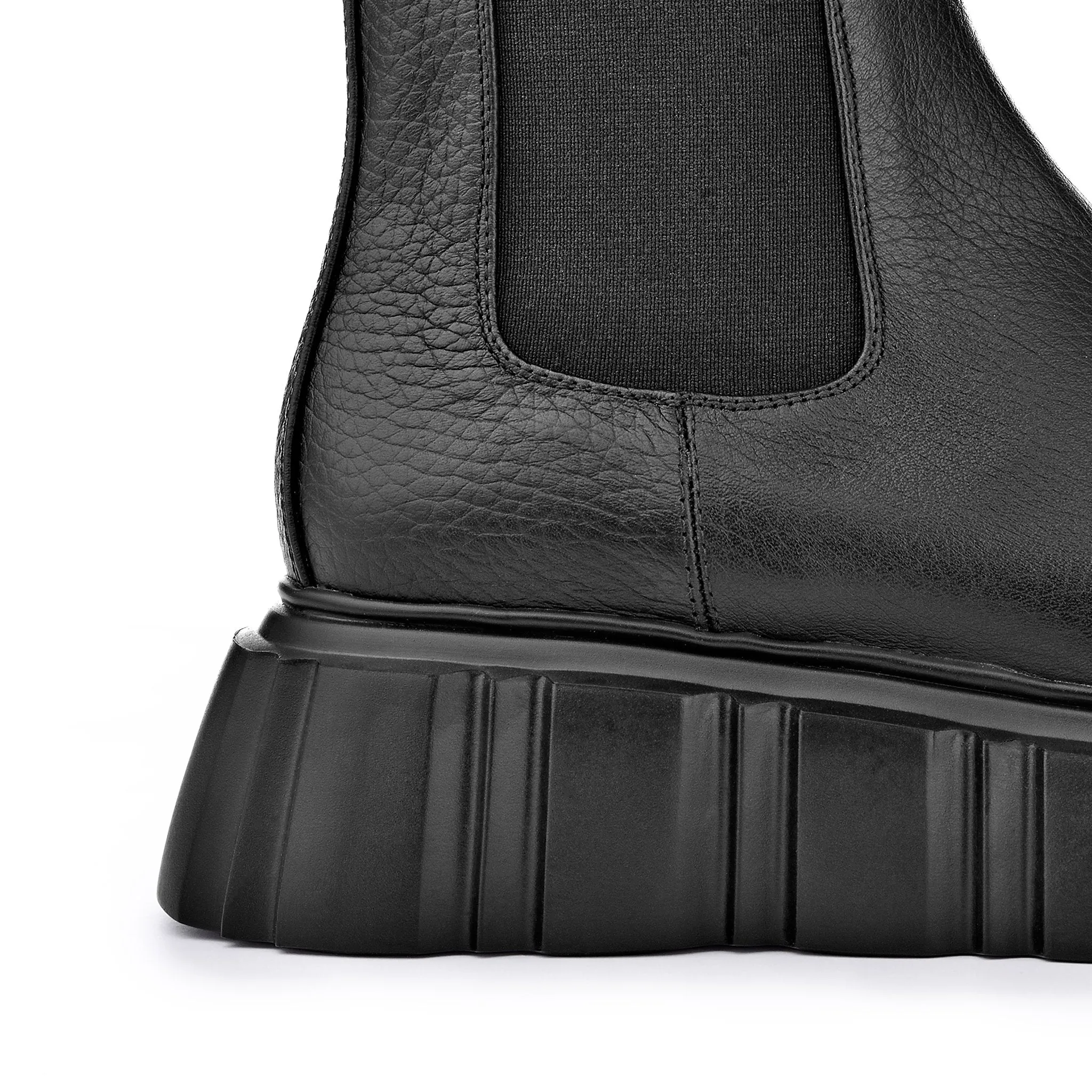 Jin Black Chelsea Boots