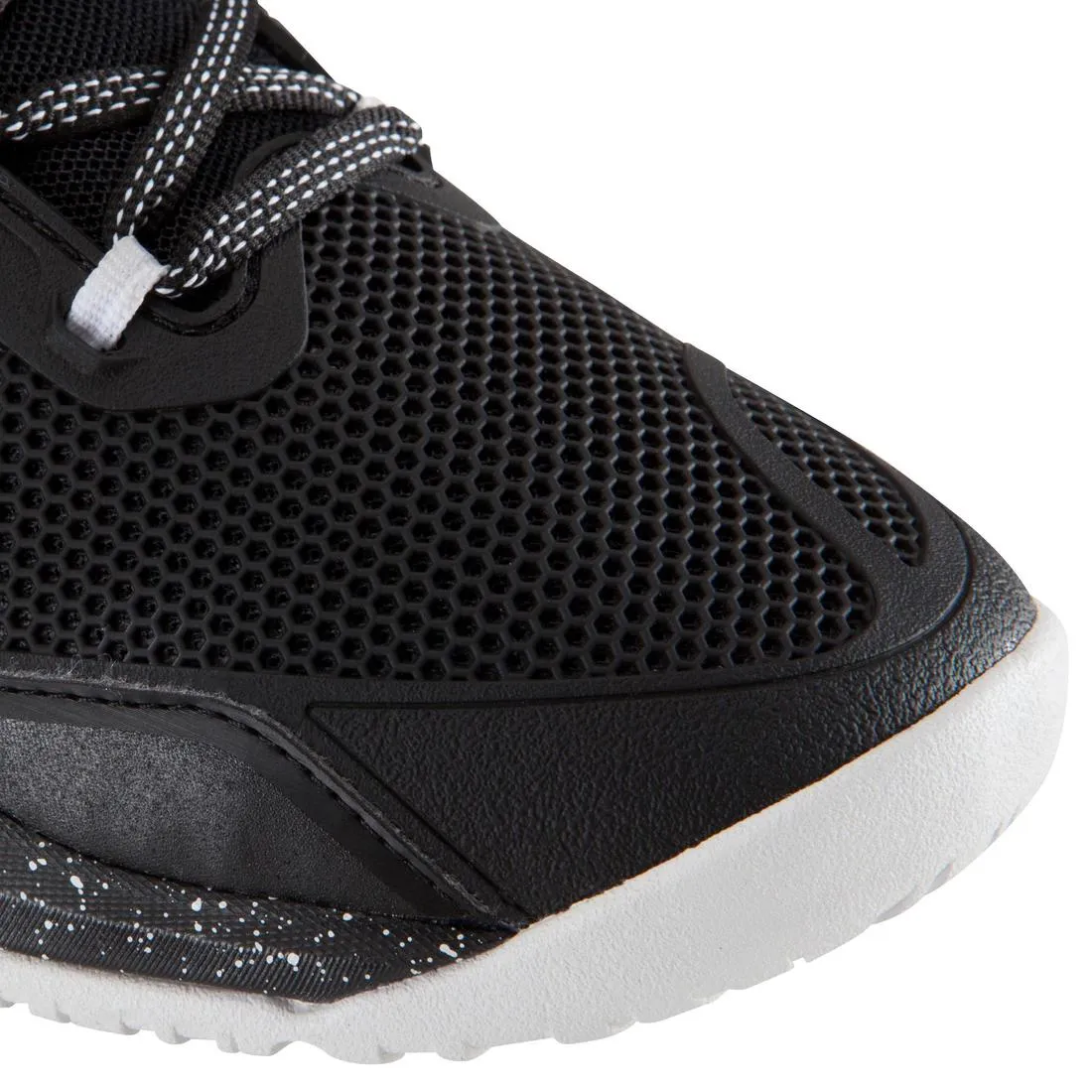 Strong 900 Women's Cross-Training Shoes - Black/White