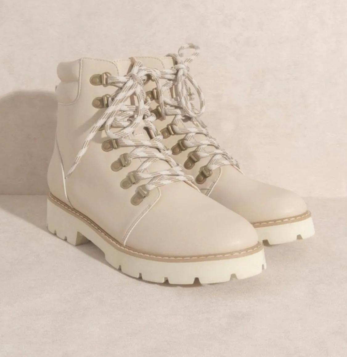 UCOM Cream Lace Up Boots