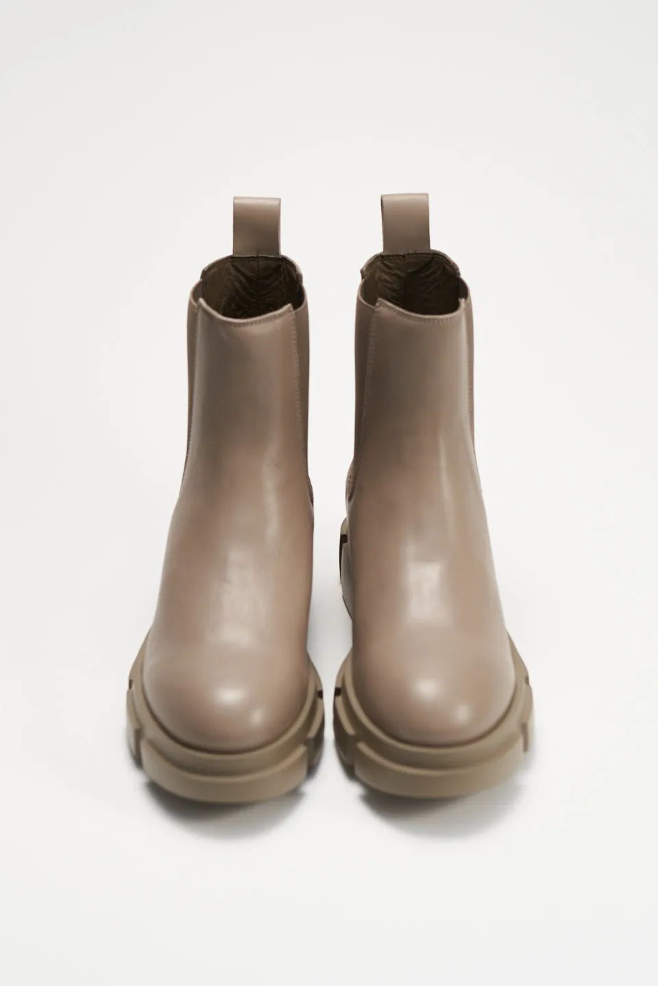 Vitello Fango Low Chelsea Boots